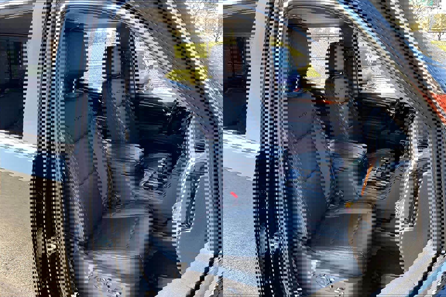 Used 2025 GMC Sierra 1500 Denali w/ Denali Reserve Package image 9