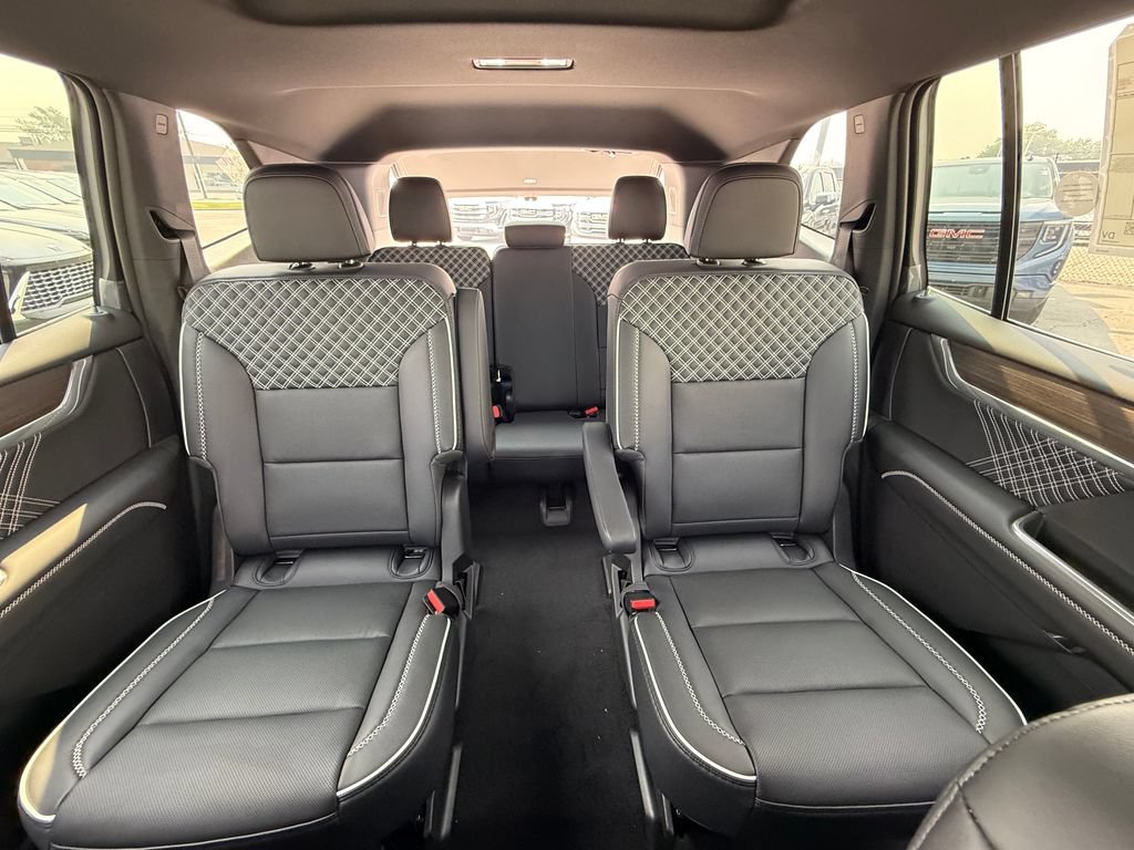 New 2026 GMC Acadia Denali w/ Super Cruise Package AWD/4WD image 22