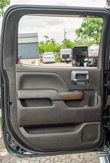 Used 2017 GMC Sierra 2500 Denali w/ Duramax Plus Package image 31