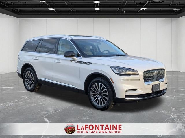 Used 2022 Lincoln Aviator Reserve image 7