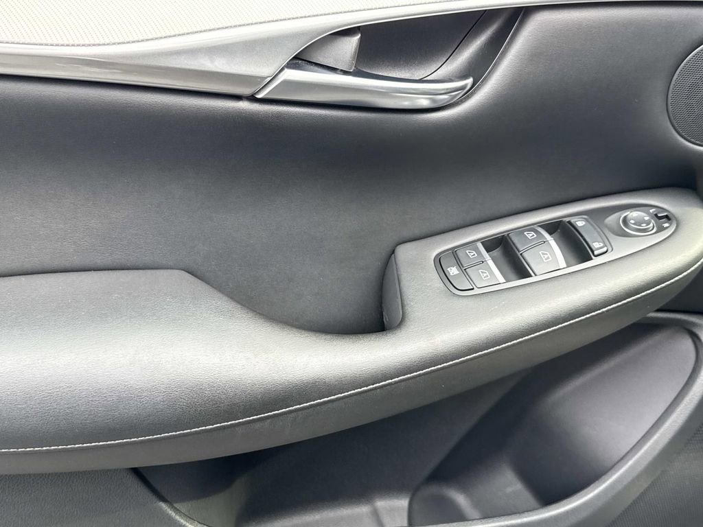 Used 2021 INFINITI QX50 Luxe image 15