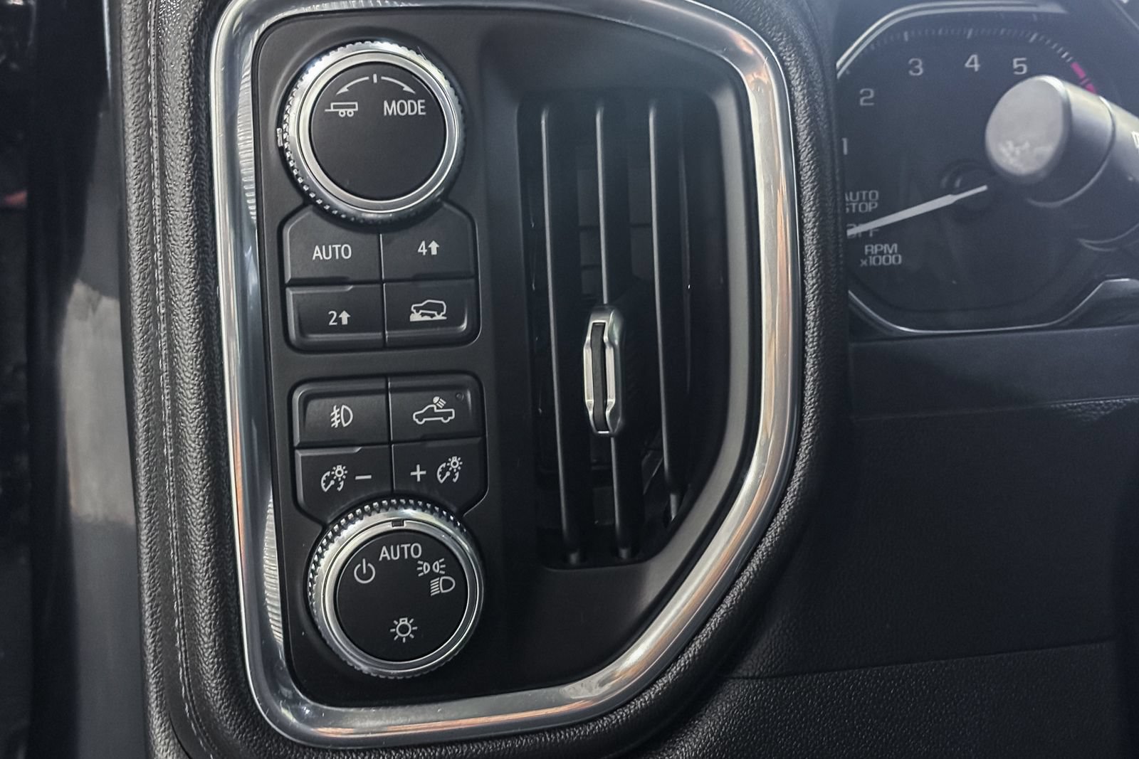 Used 2021 GMC Sierra 1500 Elevation AWD/4WD image 45