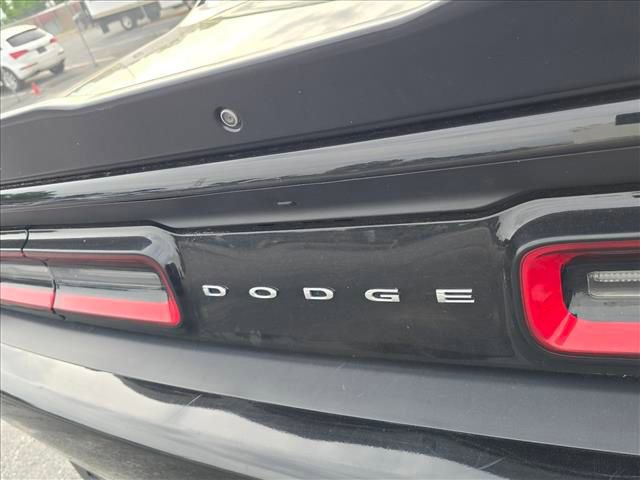 Used 2023 Dodge Challenger SXT RWD image 19