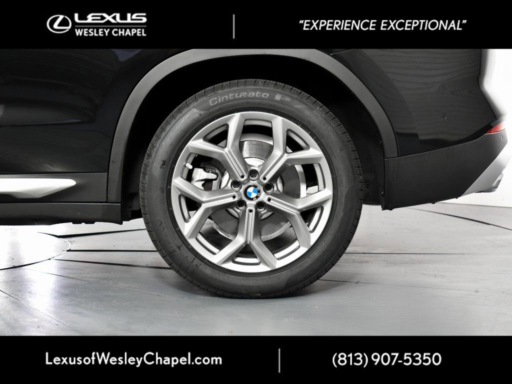Used 2024 BMW X3 xDrive30i w/ Premium Package image 11