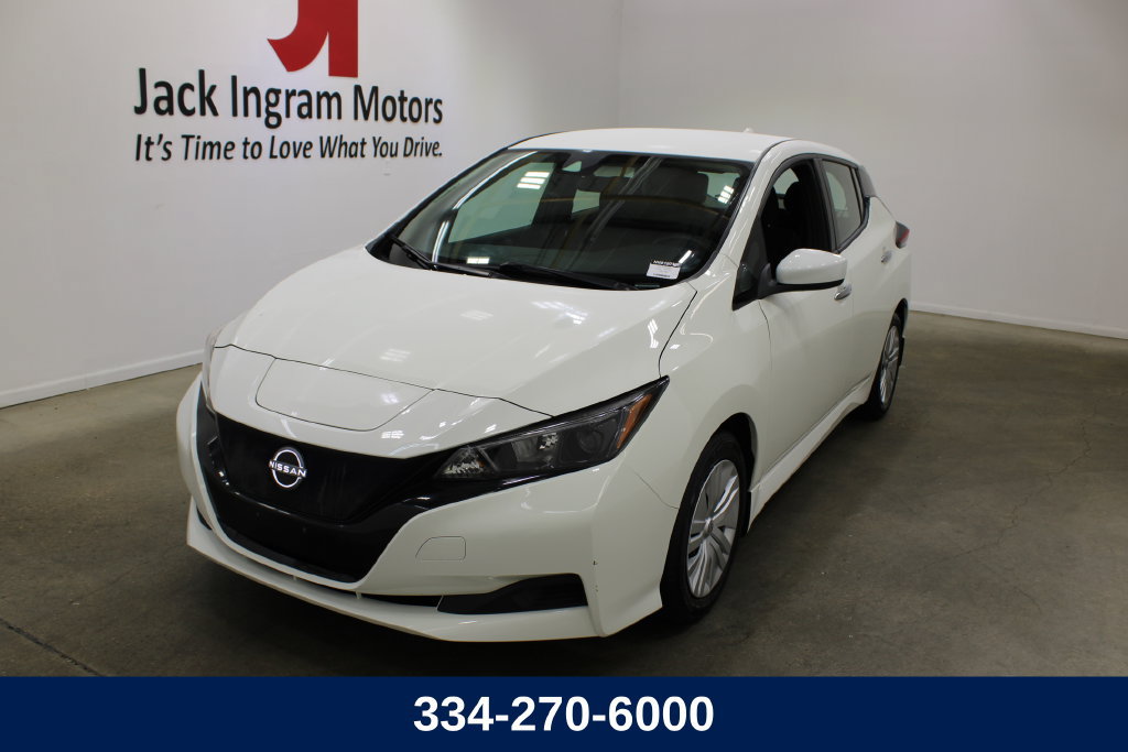 Used 2025 Nissan Leaf S FWD 360° Tour