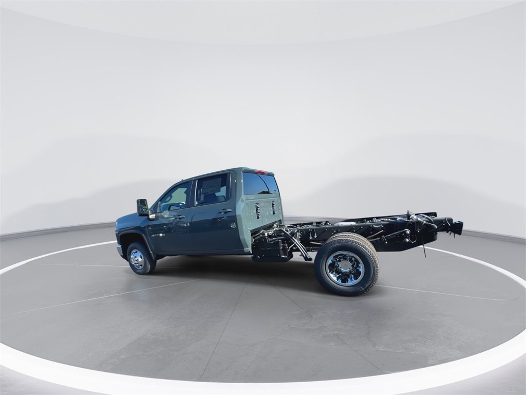 New 2026 Chevrolet Silverado 3500 LT w/ Convenience Package image 6