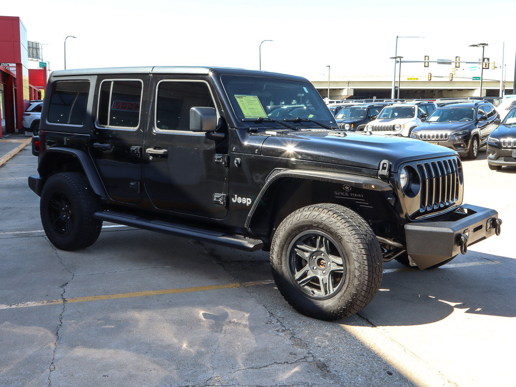 Used 2018 Jeep Wrangler Unlimited Sport S AWD/4WD image 4