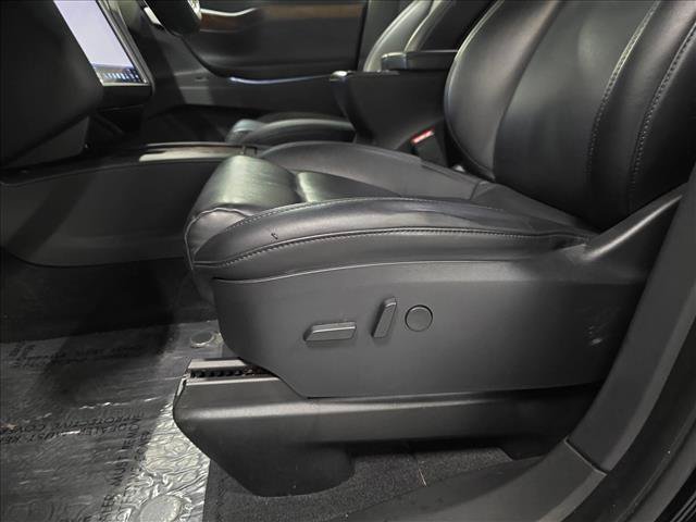 Used 2020 Tesla Model X Long Range AWD/4WD image 28
