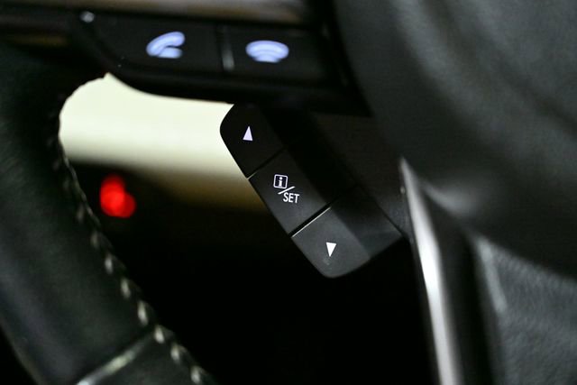 Used 2022 Subaru Ascent Premium w/ Convenience Package image 42