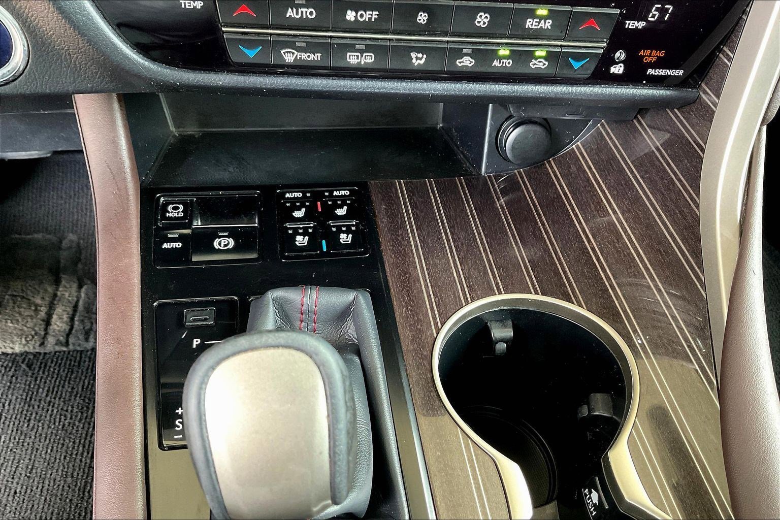 Used 2019 Lexus RX 450hL Luxury image 15