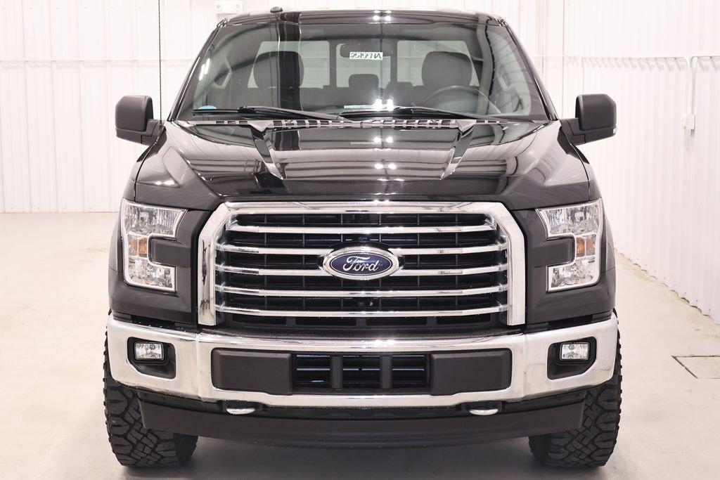 Used 2017 Ford F150 XLT w/ Equipment Group 302A Luxury image 4