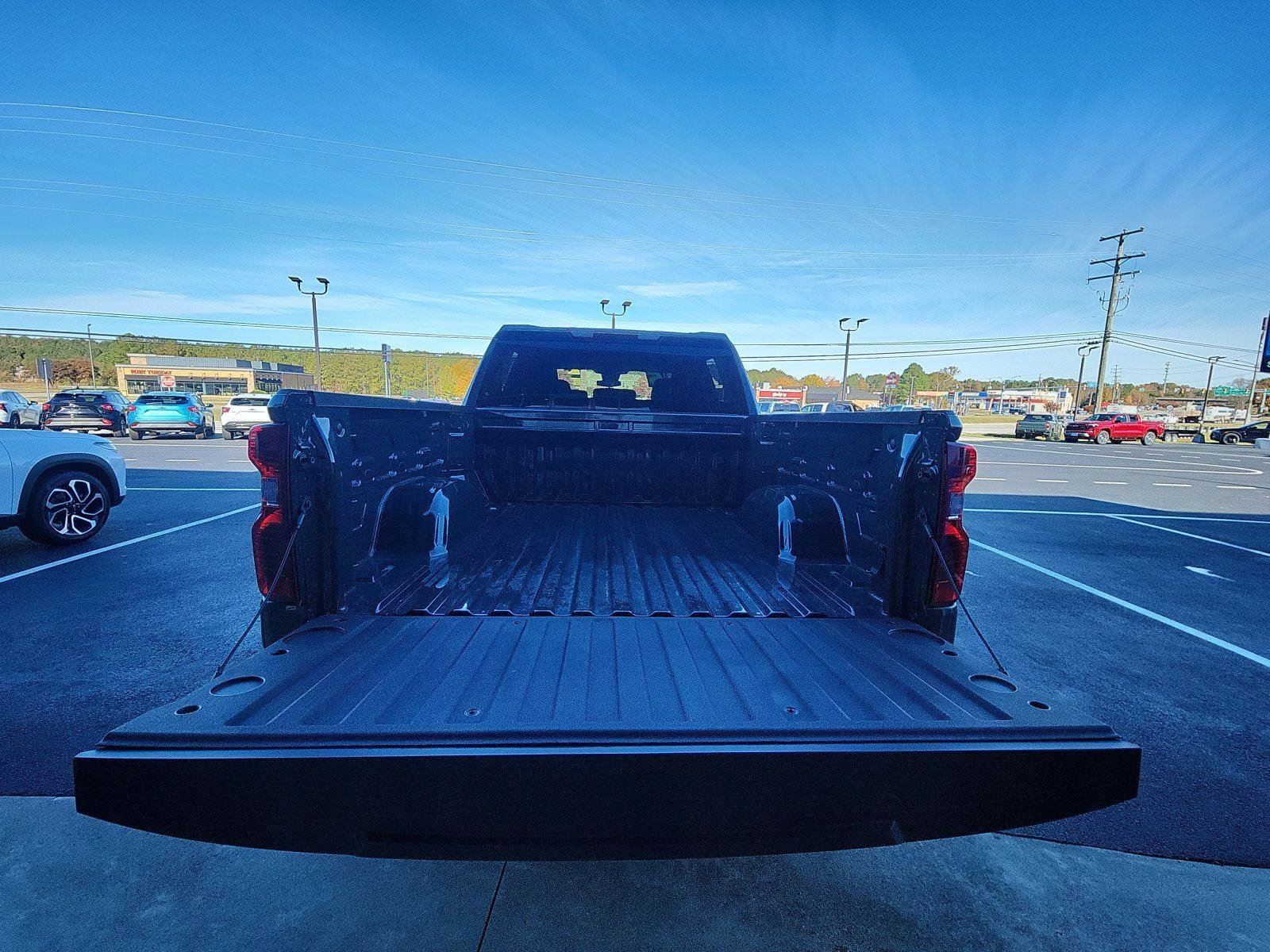 New 2025 Chevrolet Silverado 1500 LT image 25