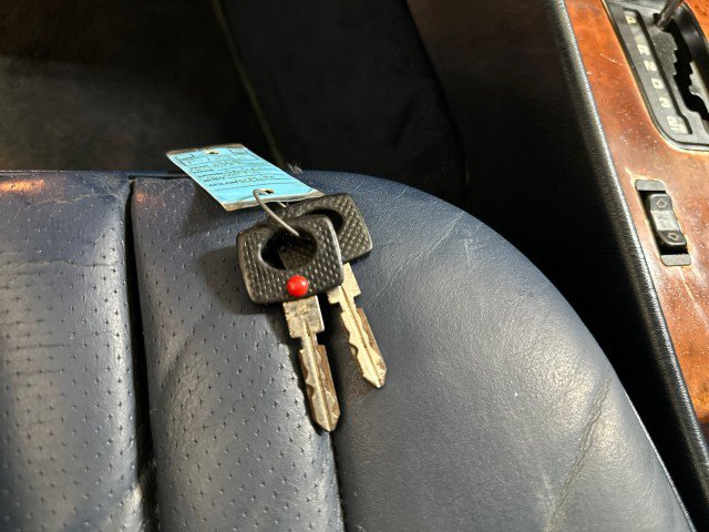 Used 1988 Mercedes-Benz 560 SL image 65