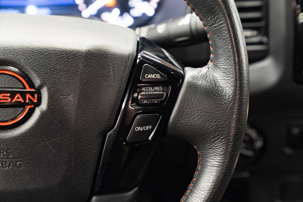 Used 2024 Nissan Frontier PRO-4X image 15