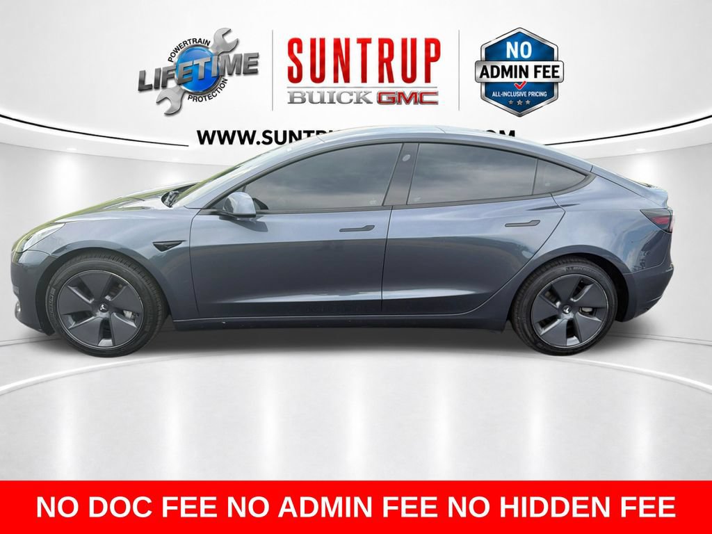Used 2023 Tesla Model 3 Standard Range RWD image 2