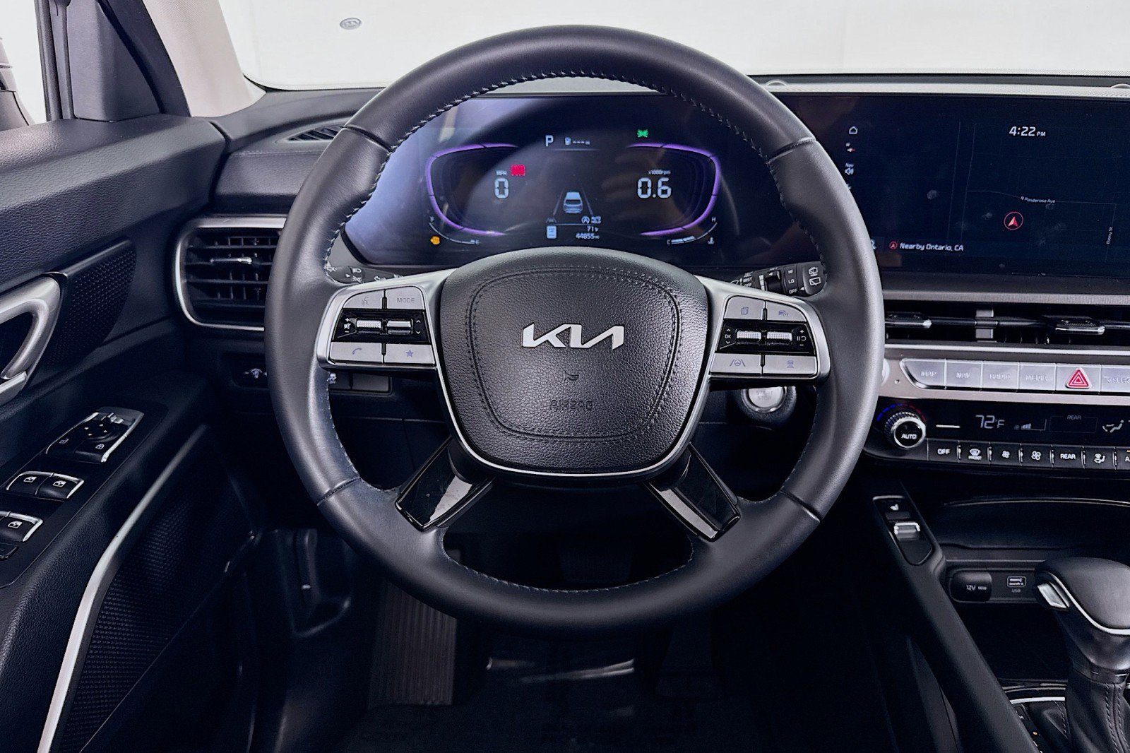 Used 2024 Kia Telluride S w/ S Sunroof Package image 4