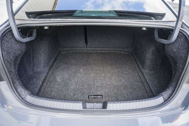 Used 2019 Volkswagen Jetta GLI Autobahn image 10