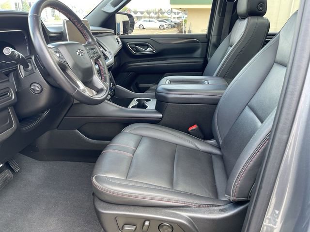 Used 2022 Chevrolet Tahoe RST w/ Luxury Package AWD/4WD image 11