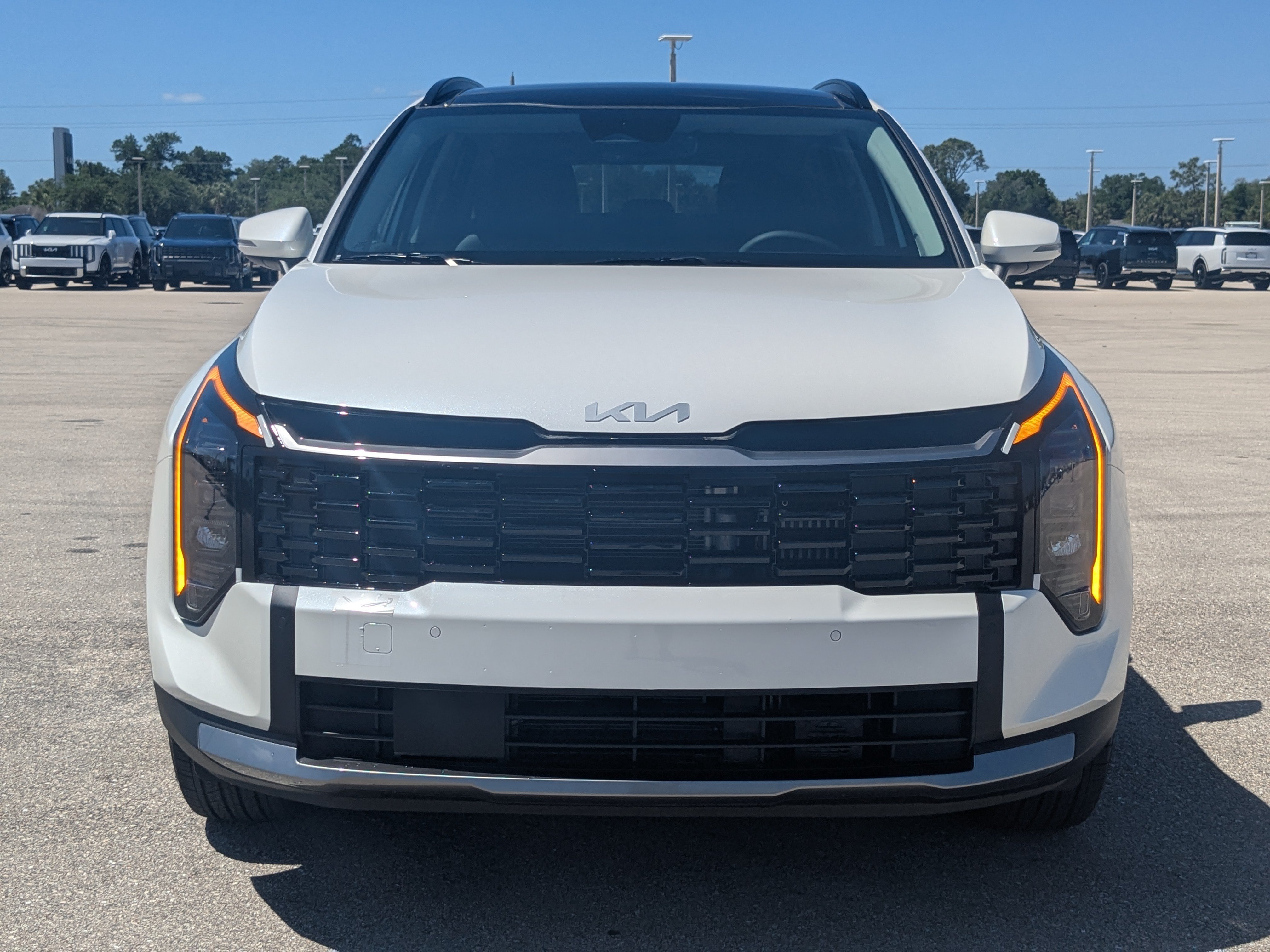 New 2026 Kia Sportage EX w/ EX Panoramic Sunroof Package AWD/4WD image 3