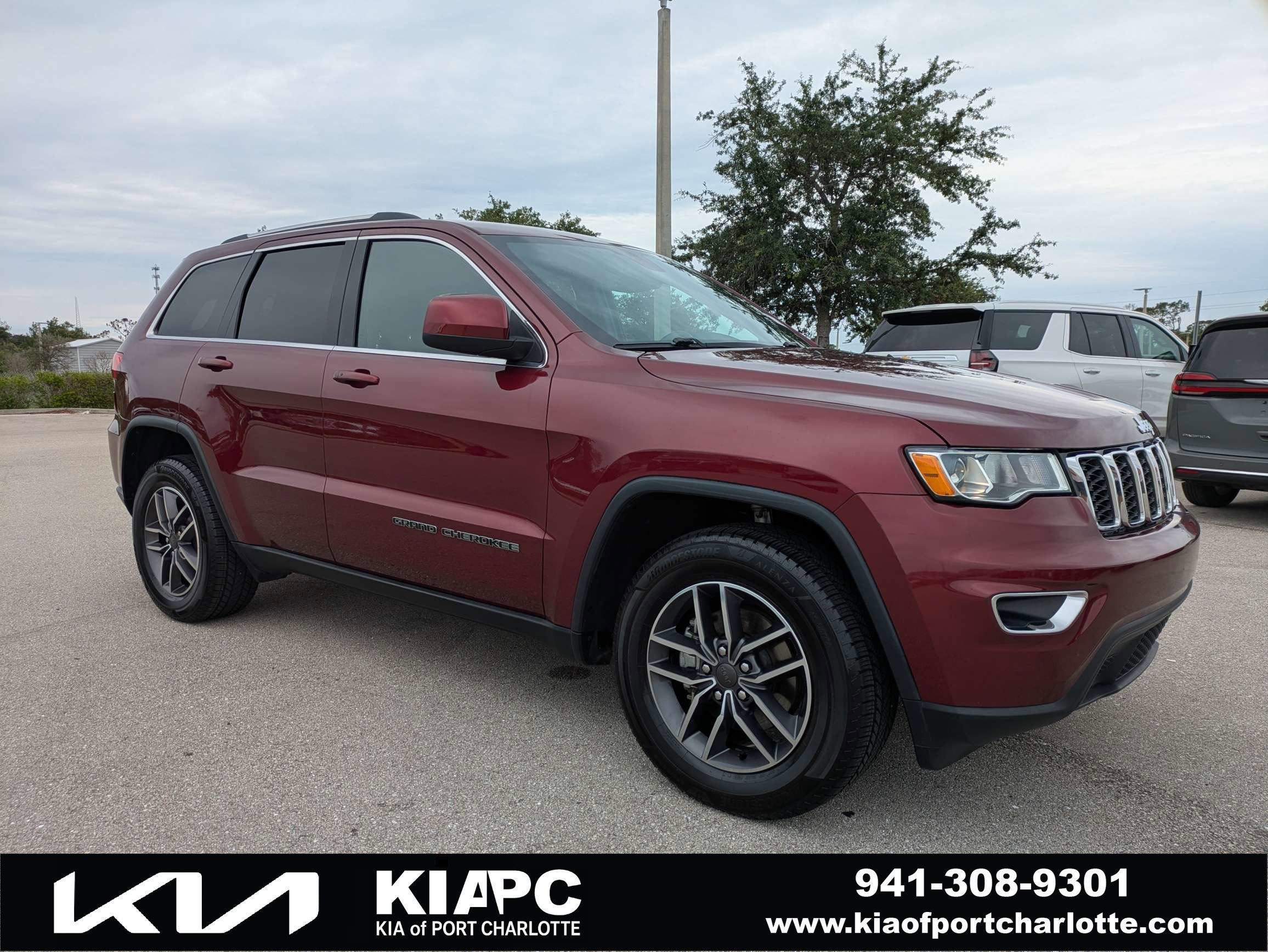 Used 2019 Jeep Grand Cherokee Laredo w/ Laredo X Package
