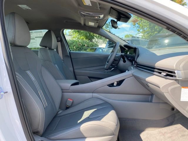 New 2025 Hyundai Elantra SEL image 35