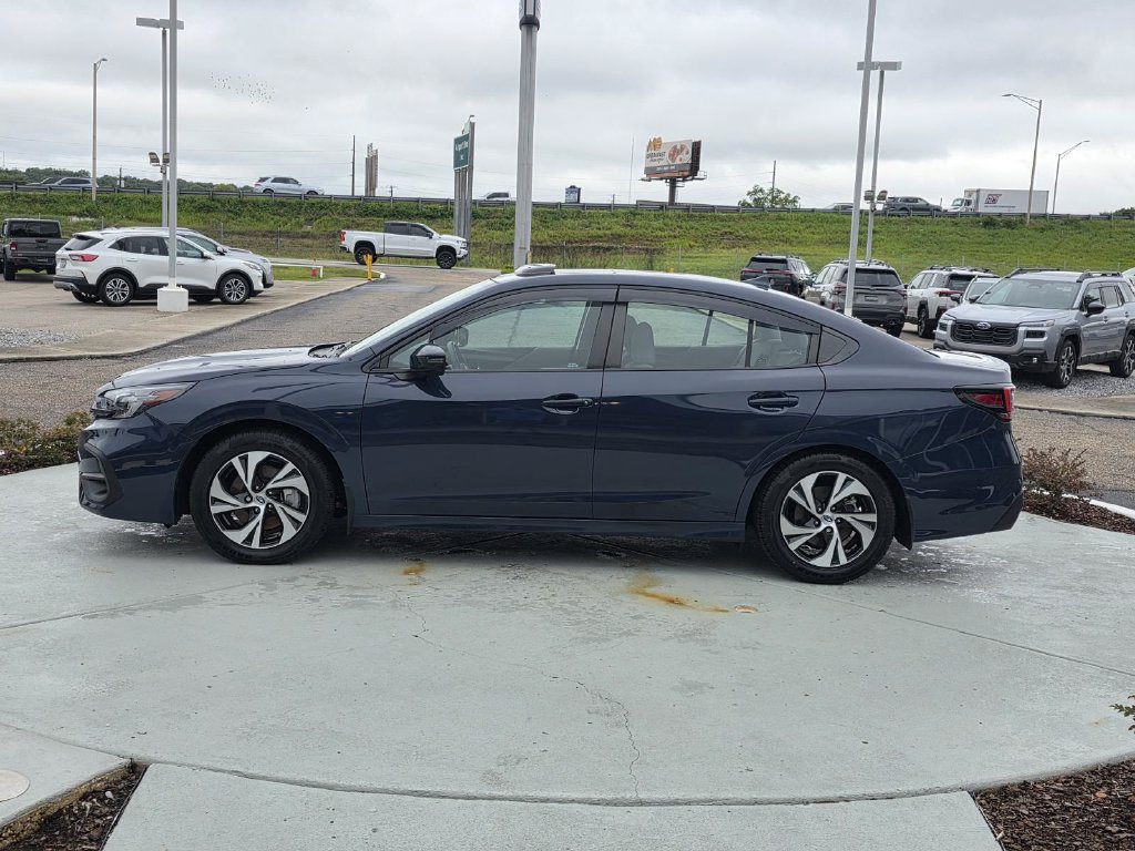 Used 2024 Subaru Legacy Premium AWD/4WD image 6