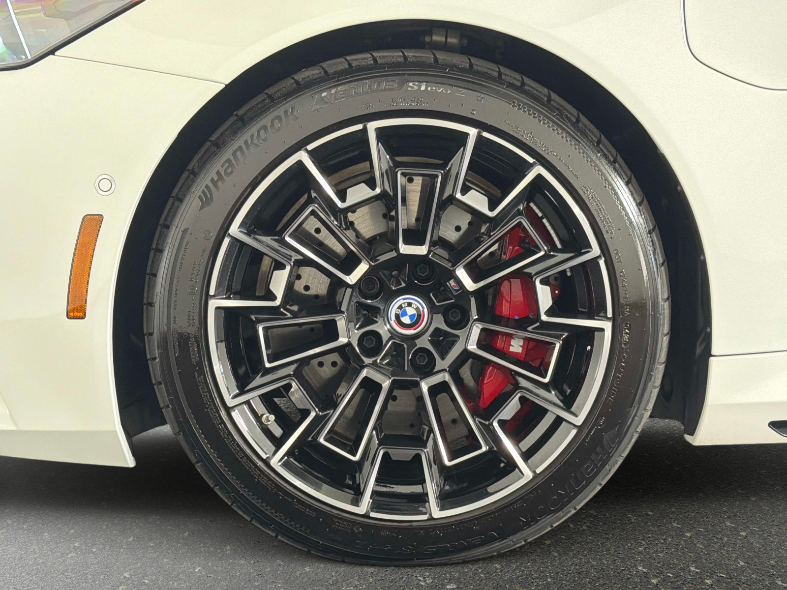 Used 2025 BMW M5 Touring AWD/4WD image 12