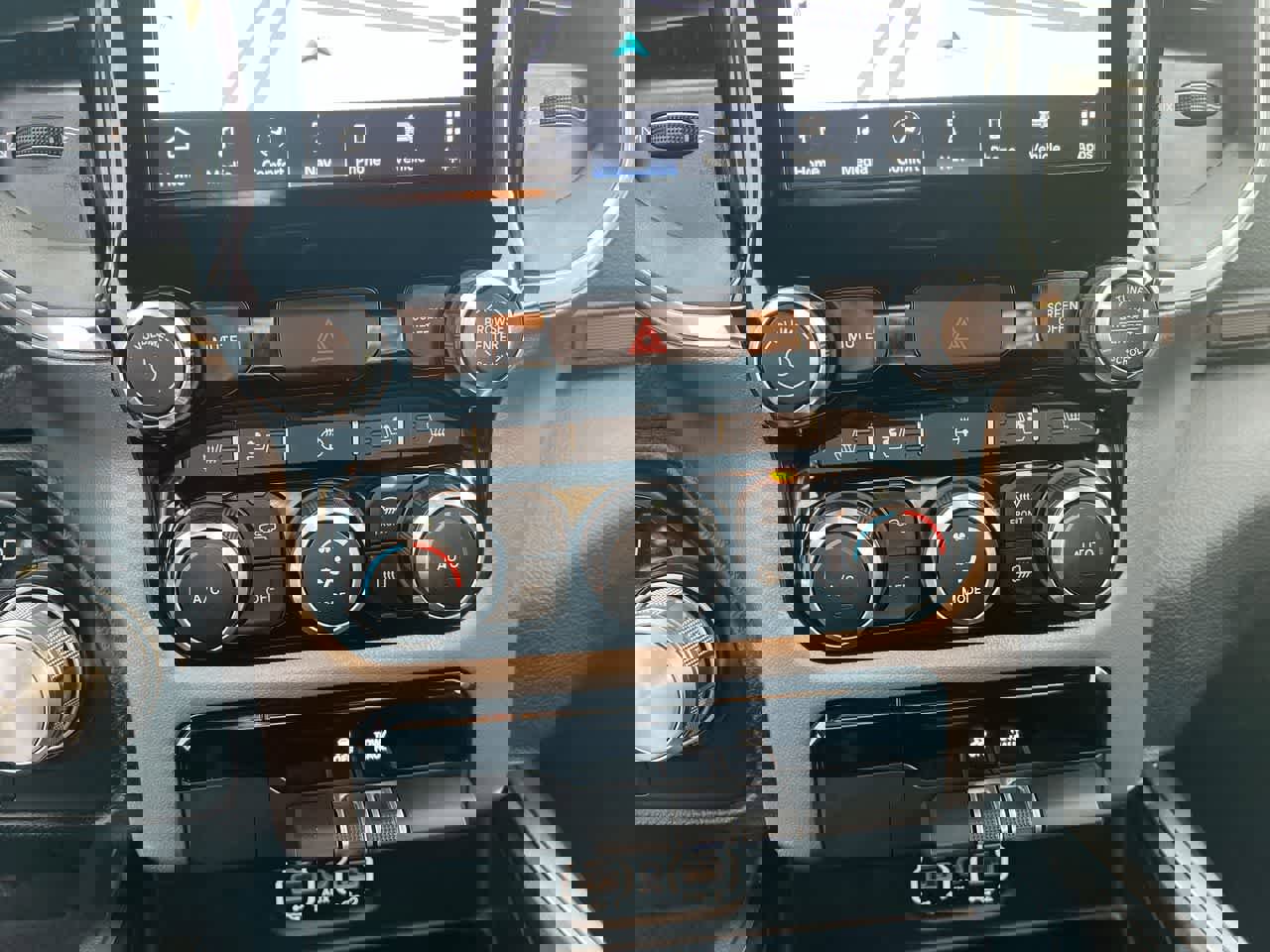 Used 2024 RAM 1500 Laramie image 19