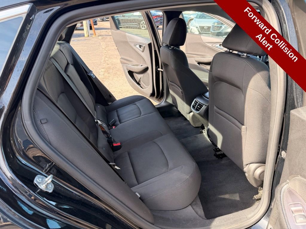 Used 2021 Chevrolet Malibu LT image 30