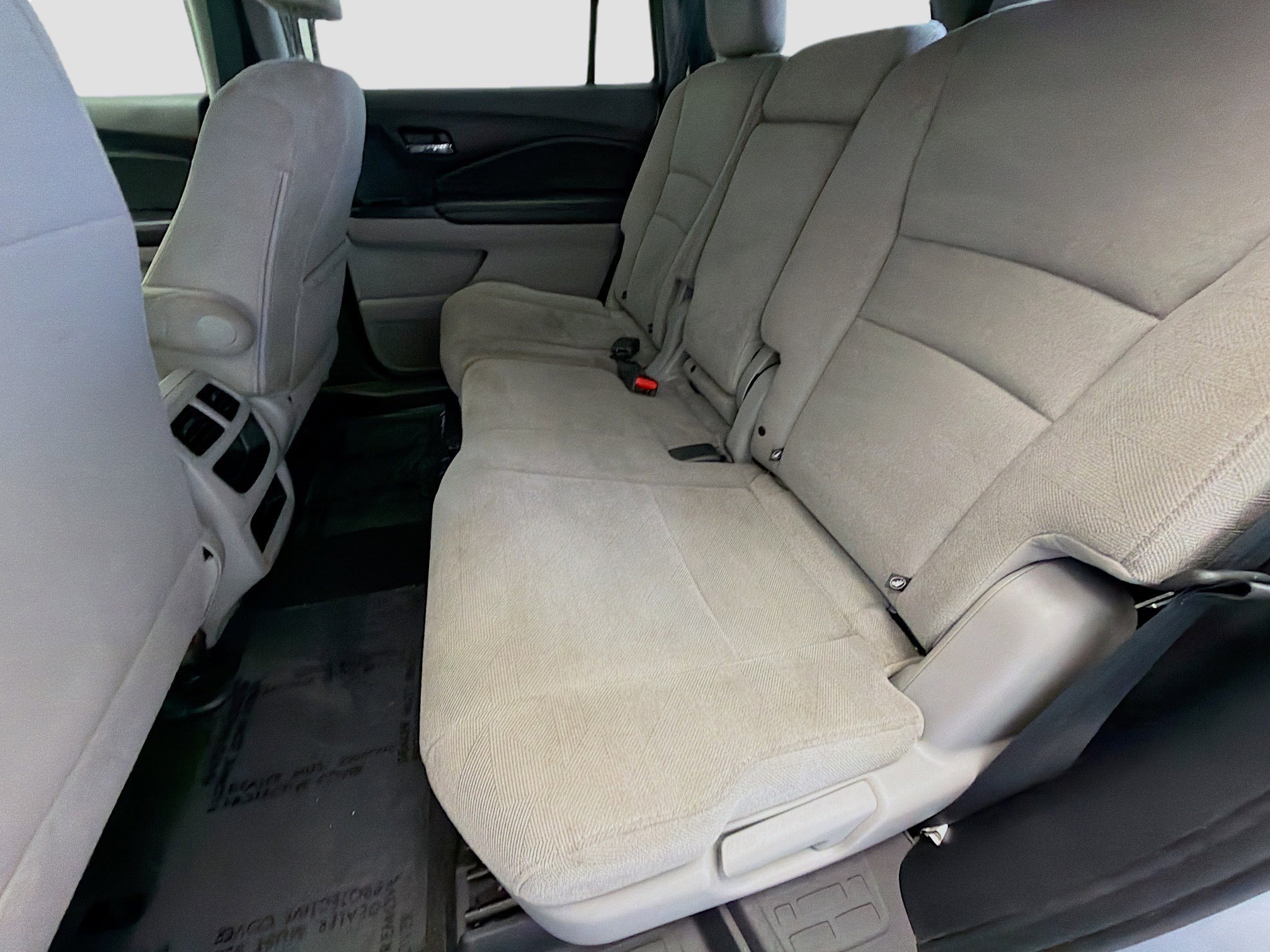 Used 2020 Honda Pilot LX image 13