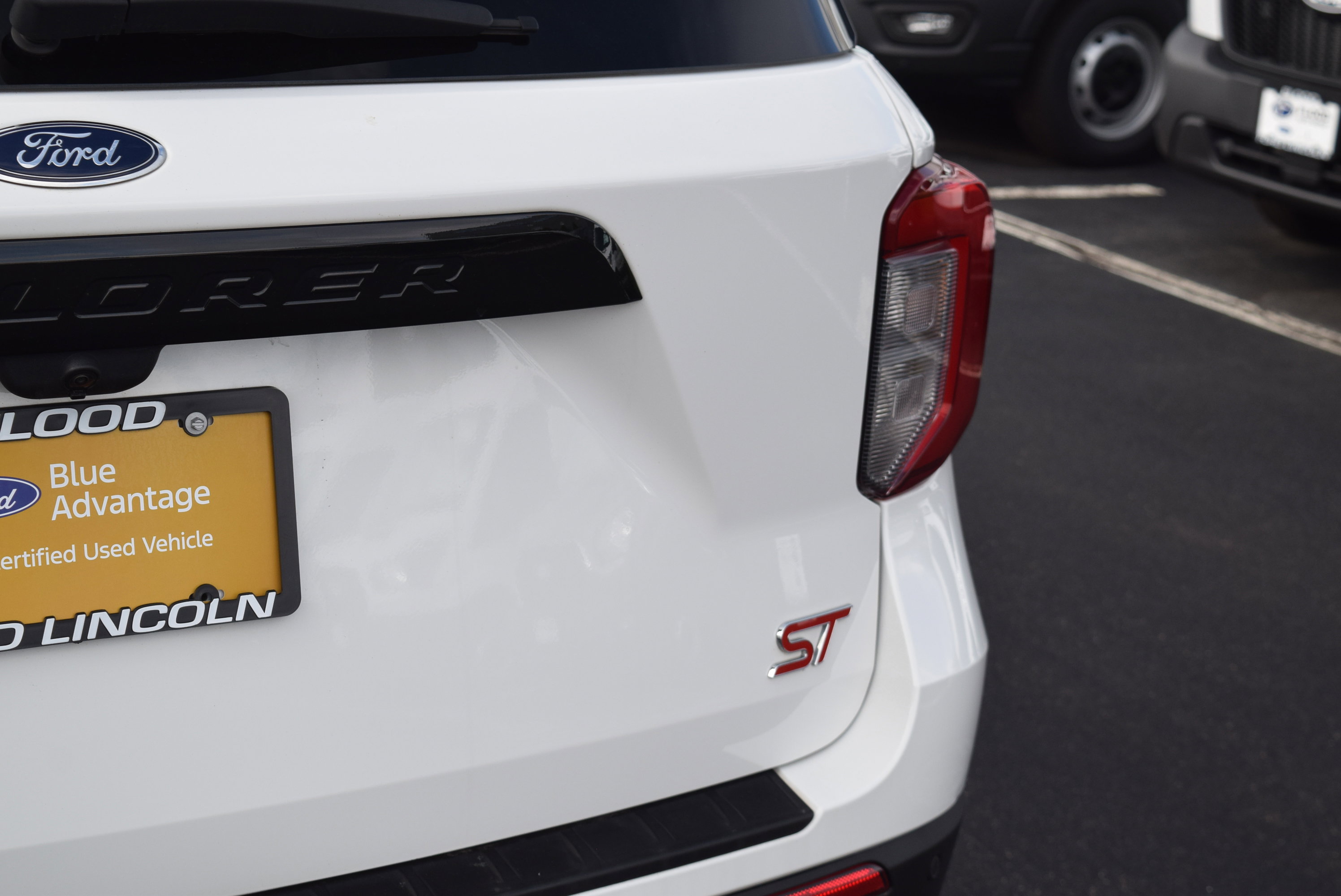 Used 2022 Ford Explorer ST w/ Equipment Group 401A image 6