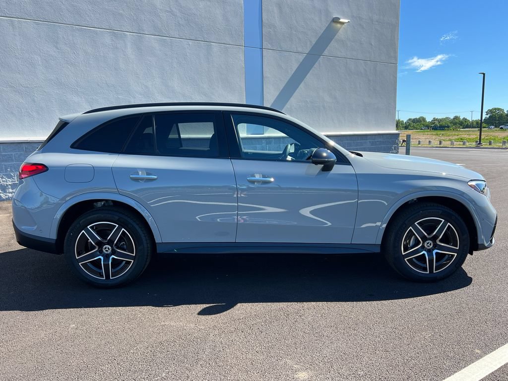New 2026 Mercedes-Benz GLC 300 4MATIC image 9