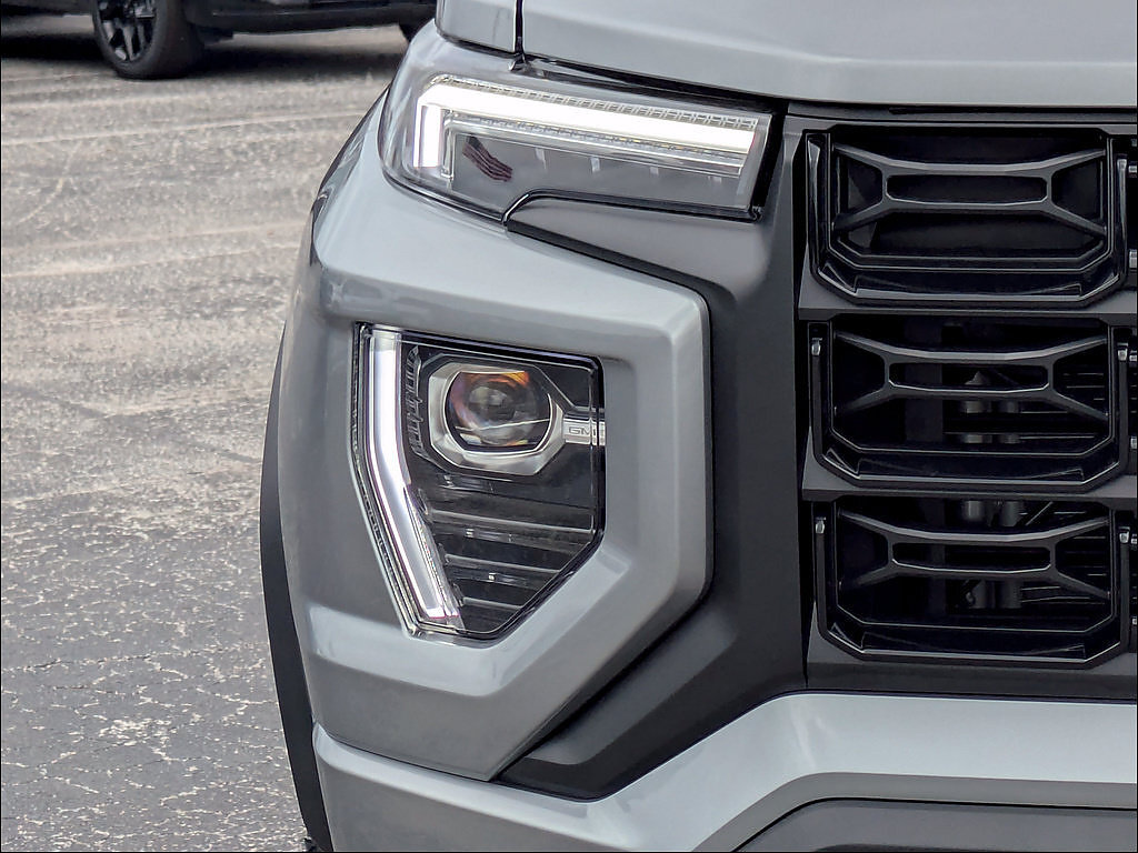New 2026 GMC Canyon Elevation w/ Convenience Package RWD image 10
