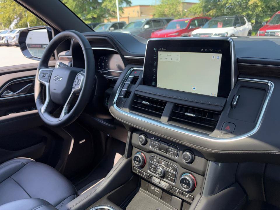 Certified 2023 Chevrolet Tahoe Z71 w/ Luxury Package AWD/4WD image 28