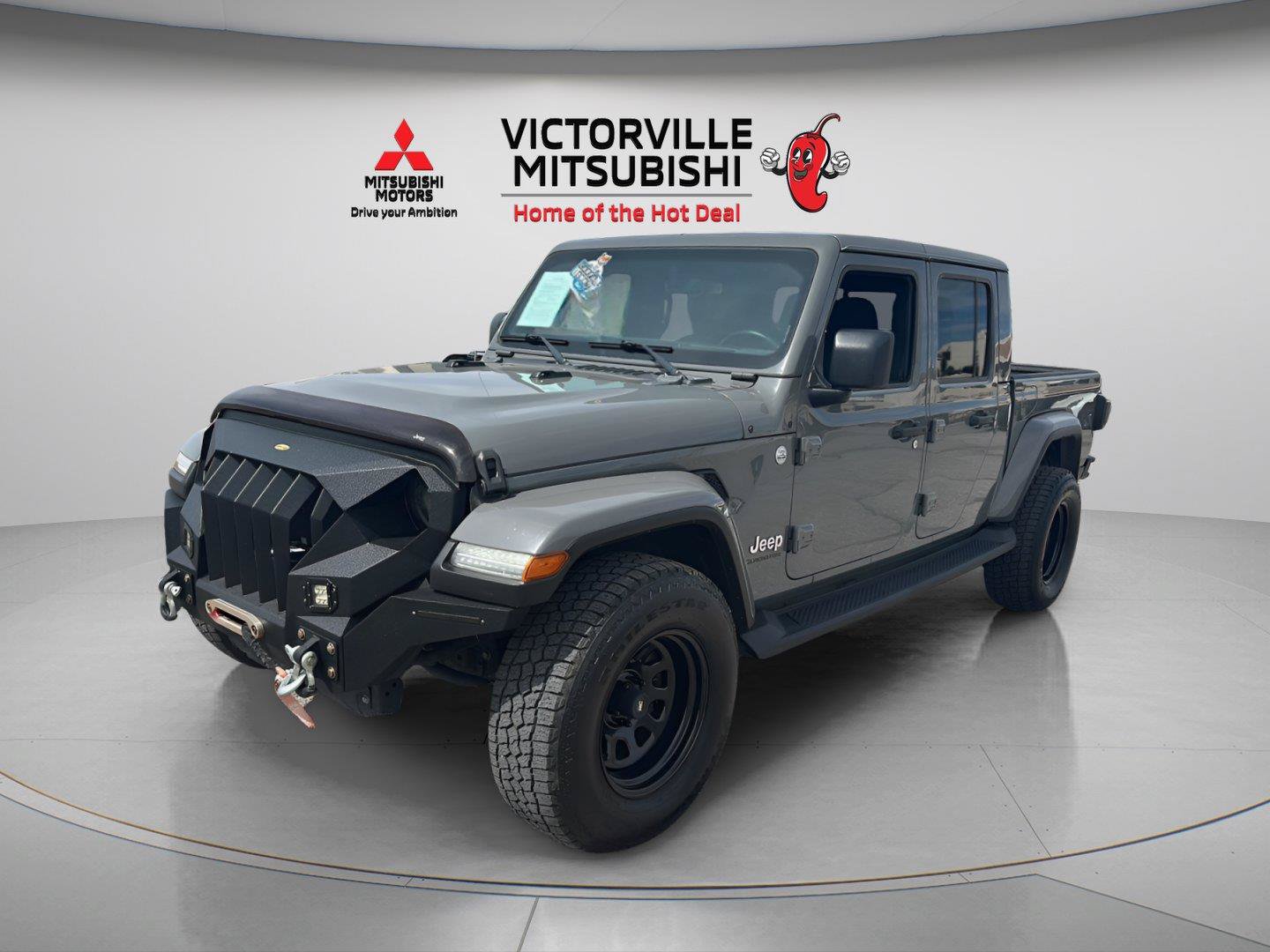 Used 2021 Jeep Gladiator Overland AWD/4WD image 3