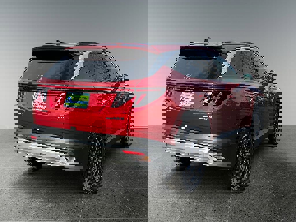 Used 2025 Hyundai Tucson Limited image 7