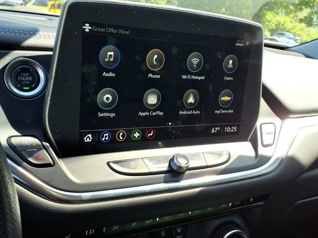 Used 2025 Chevrolet Blazer LT FWD image 15