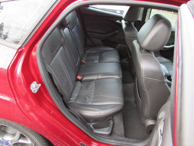 Used 2014 Ford Focus SE w/ Equipment Group 201A image 14