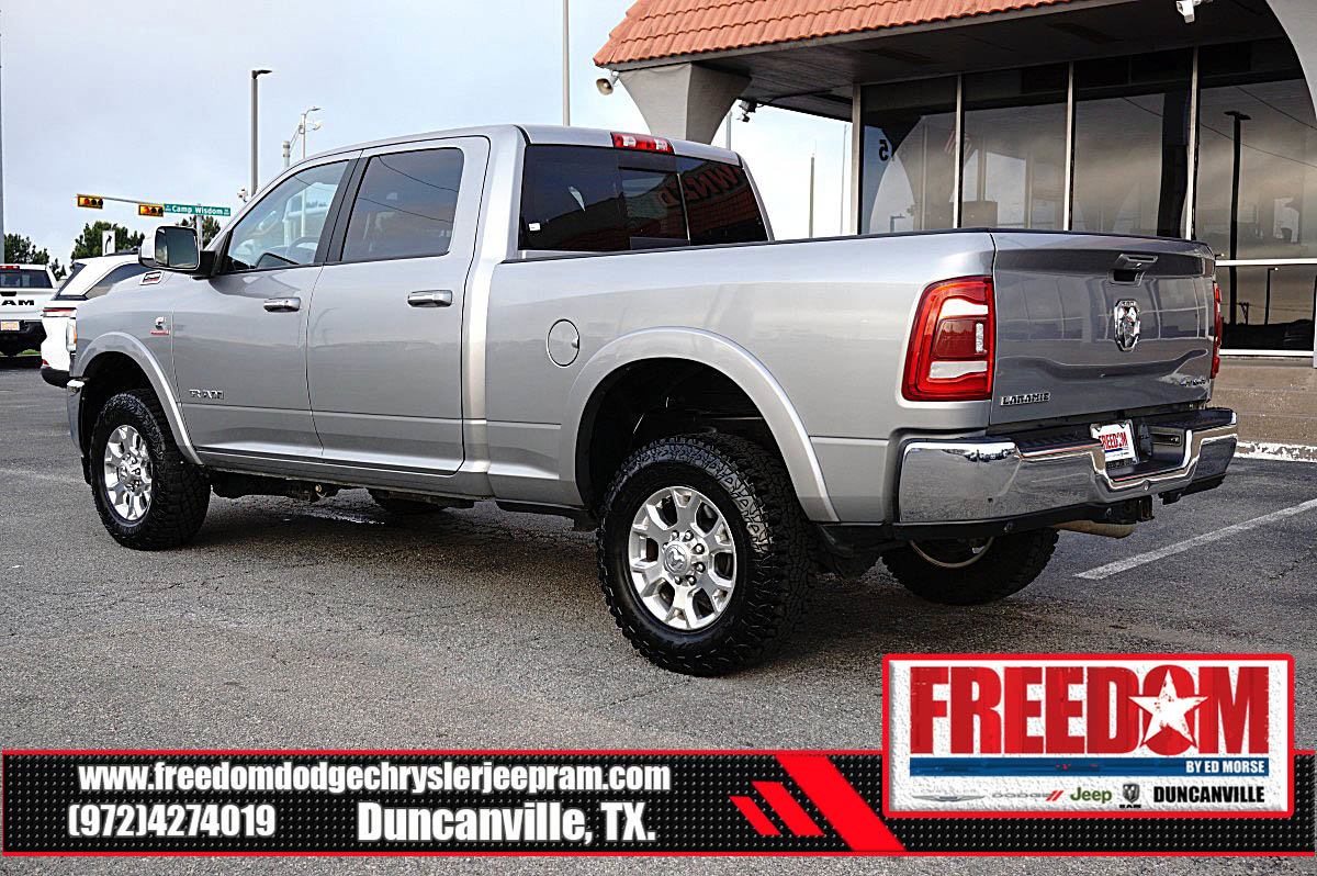 Used 2022 RAM 2500 Laramie AWD/4WD image 3