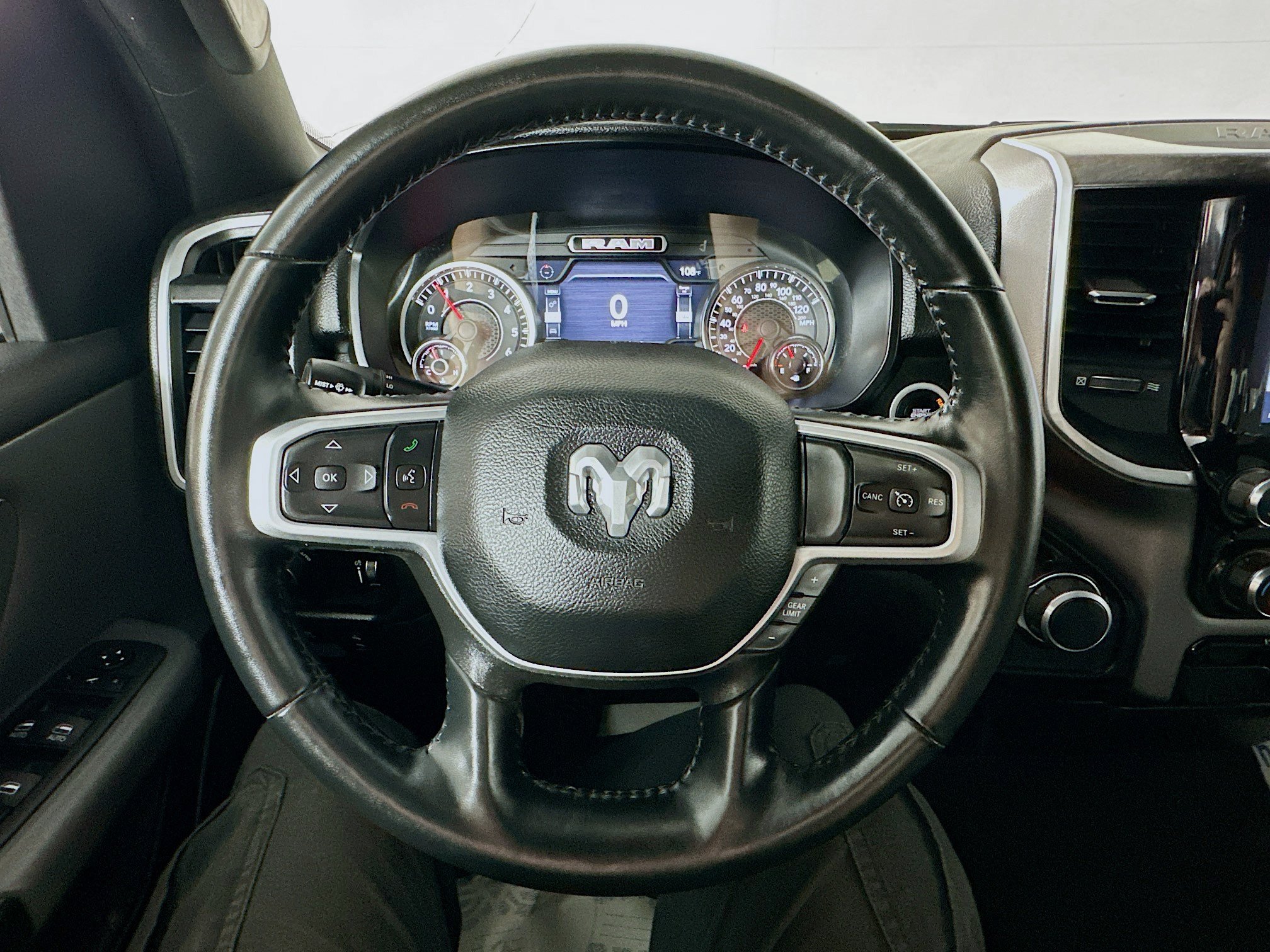 Used 2022 RAM 1500 Big Horn AWD/4WD image 11
