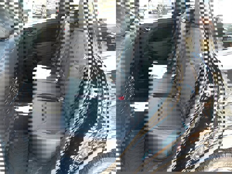 Used 2025 Subaru Forester Touring w/ Popular Package - Touring AWD/4WD image 10