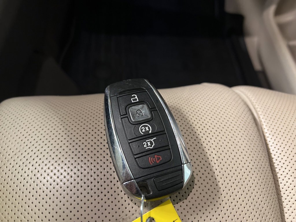 Used 2019 Lincoln Navigator L Reserve image 47