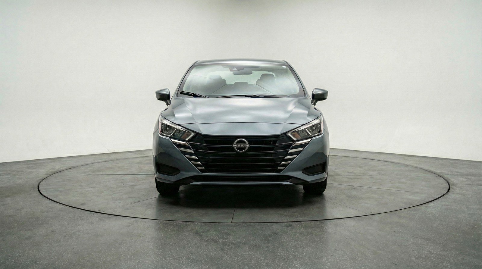 Used 2025 Nissan Versa SV FWD image 2