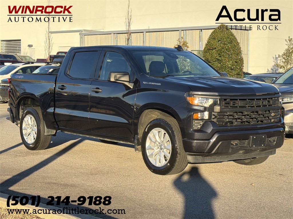 Used 2023 Chevrolet Silverado 1500 Custom image 1