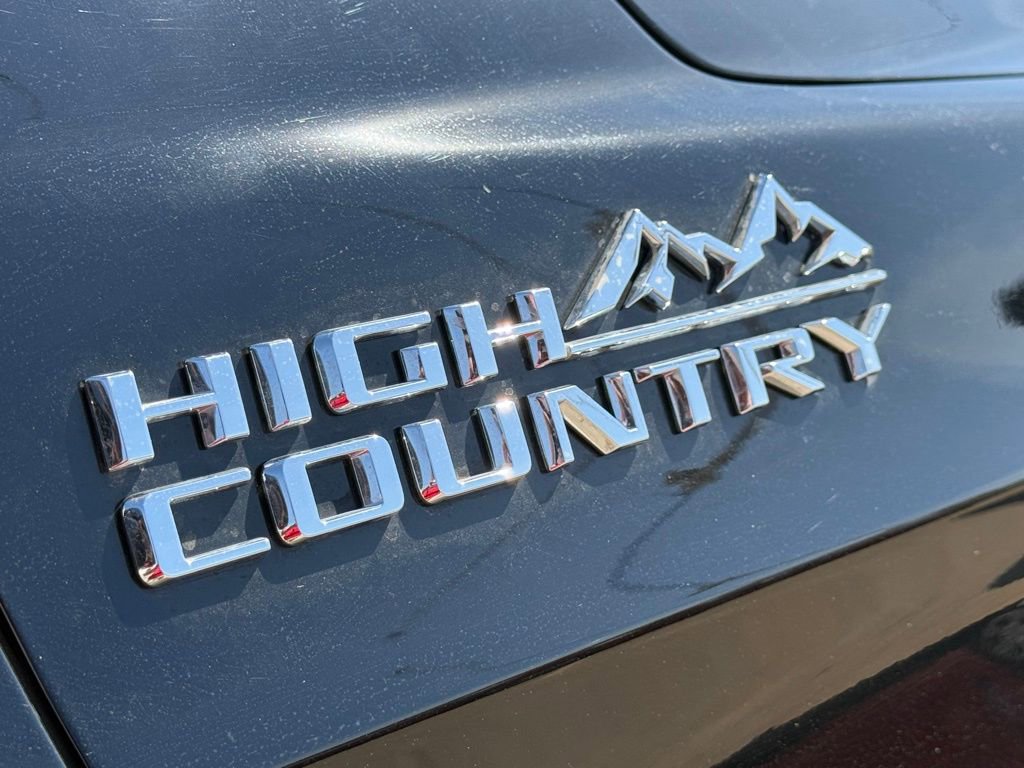 Used 2024 Chevrolet Tahoe High Country image 13