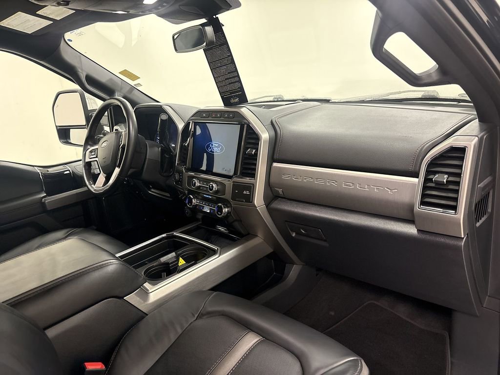 Used 2022 Ford F250 Platinum w/ FX4 Off-Road Package AWD/4WD image 30