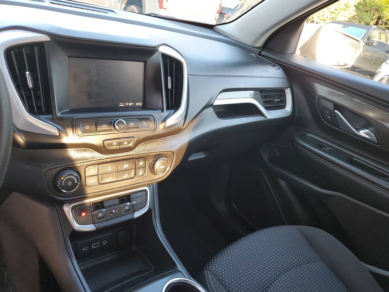 Used 2024 GMC Terrain SLE FWD image 26