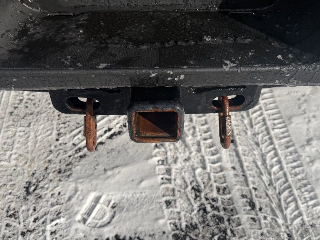 Used 2022 Ford F250 Lariat w/ Black Appearance Package image 5