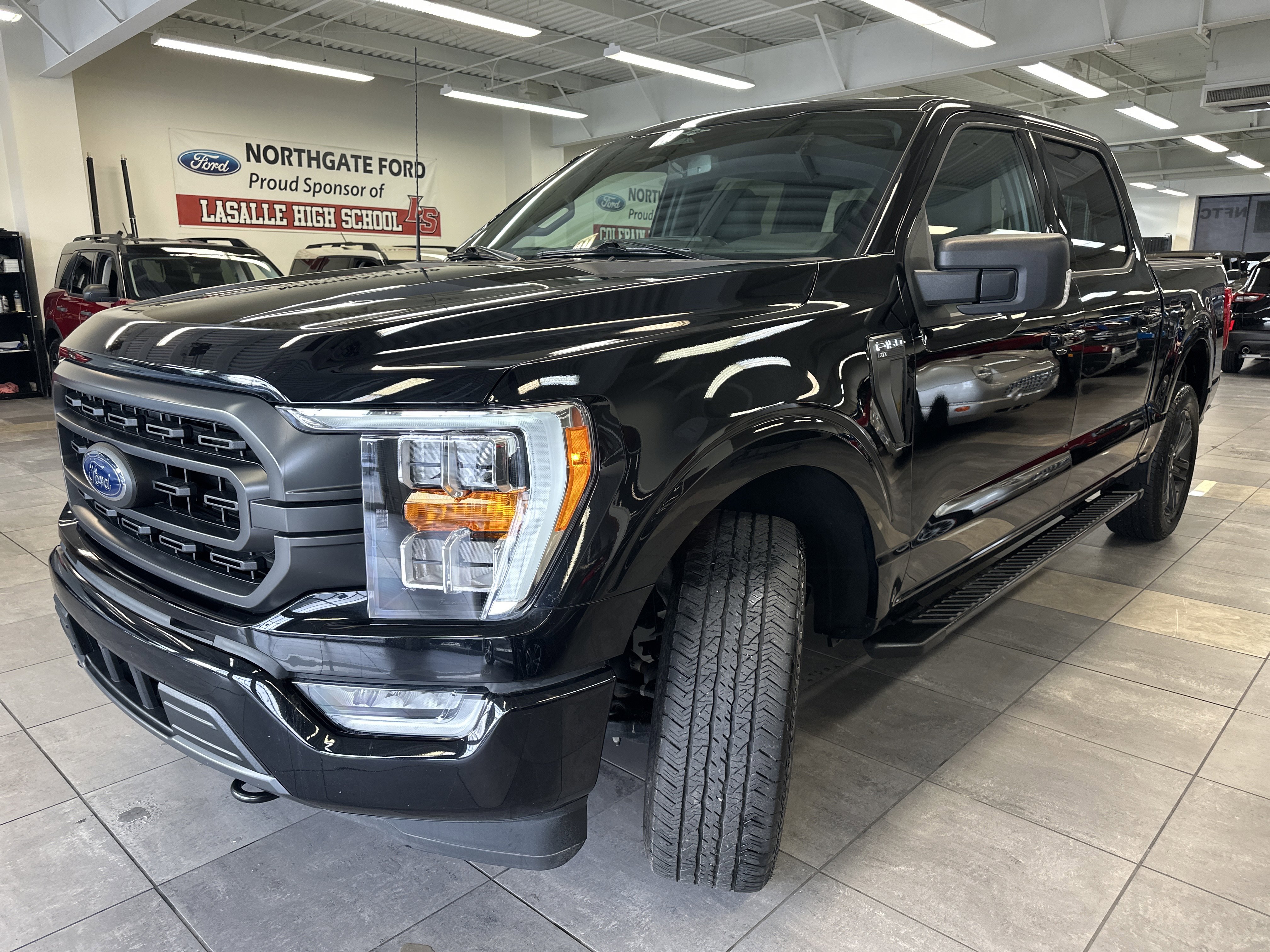 Used 2023 Ford F150 XLT w/ Equipment Group 302A High image 20