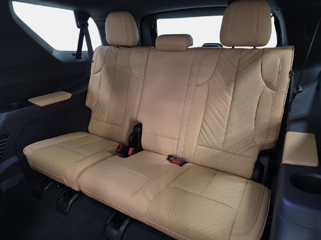 New 2026 Cadillac Escalade IQL Sport 2 w/ LPO, Floor Liner Package AWD/4WD image 34